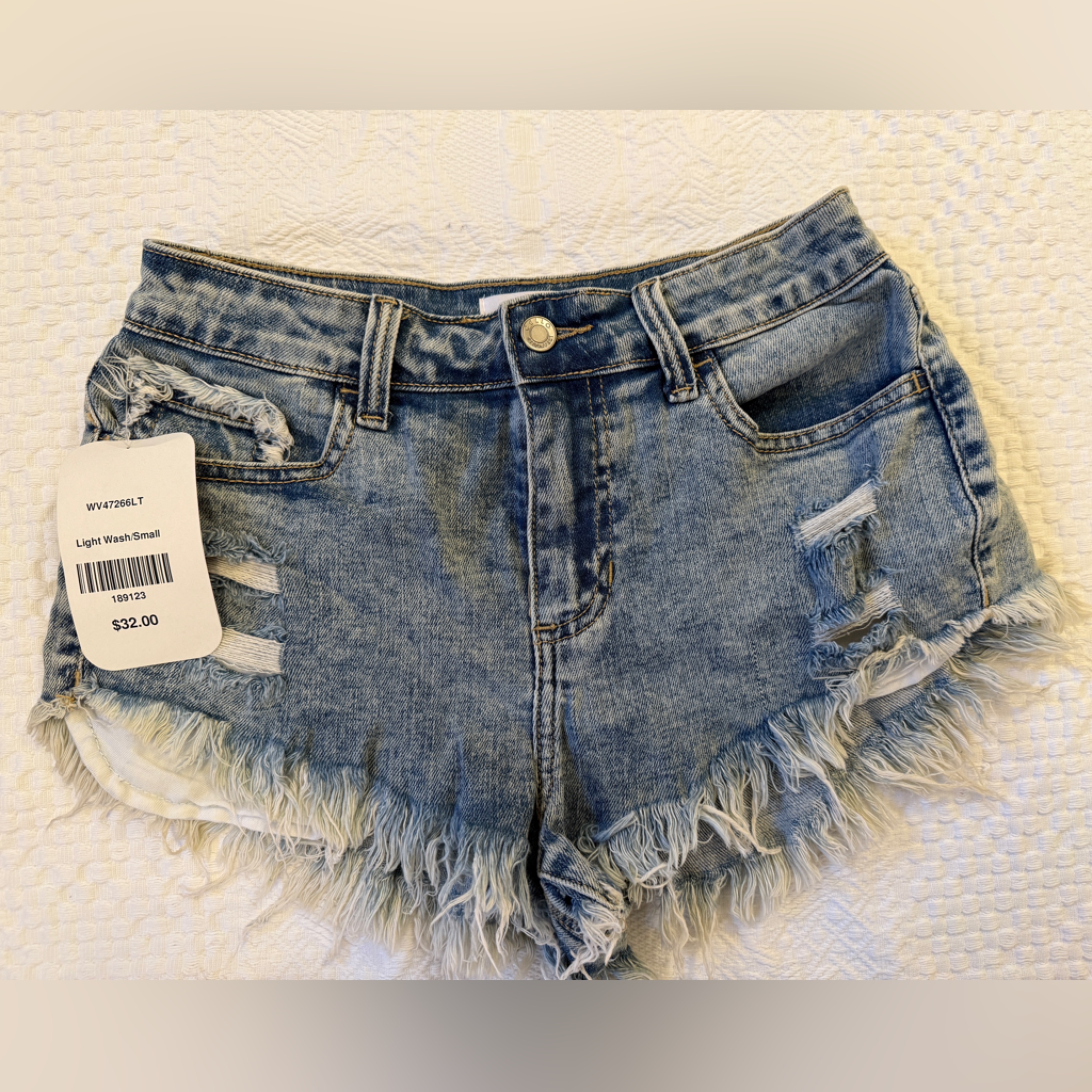 Nwt Cello Denim Jean Shorts Women’s Size Small Blue Distressed